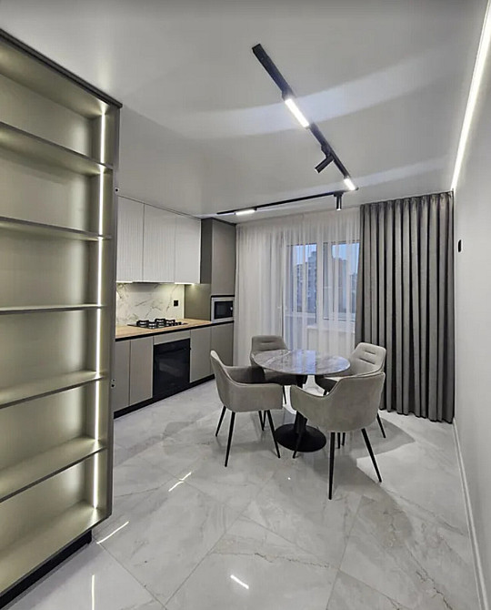 Продаж 1к квартири 47 кв. м на вул. Курбаса Леся Тернопіль - фото 2