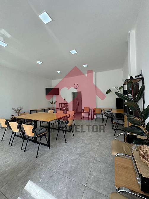 Оренда приміщення вільного призначення на Петефі пл. поверх - 1/7 Ужгород - фото 1