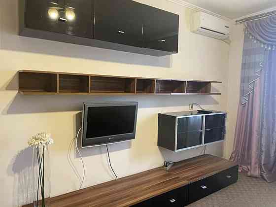 Оренда Квартира 2-кімнатна, 9/14 поверх на Ревуцького, 13 Kiev