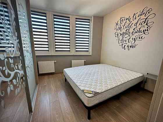 Оренда Квартира 2-кімнатна, 13/25 поверх на Ревуцкого, 7в Київ