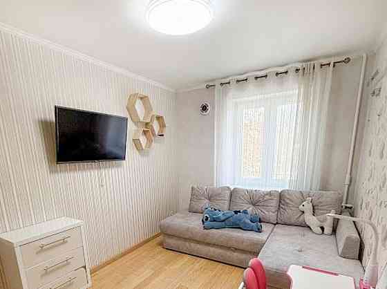 Продаж Квартира 3-кімнатна, 3/5 поверх на Тульчинська вул., 7 Київ