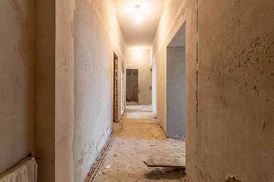 Продаж Квартира 3-кімнатна, 2/3 поверх на вул. Генерала Чупринки Львів