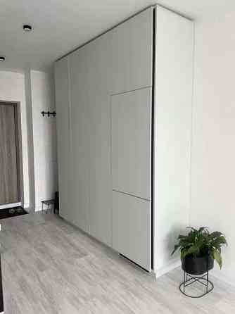 Оренда Квартира 1-кімнатна, 23/28 поверх на ул. Бориспольская Kiev