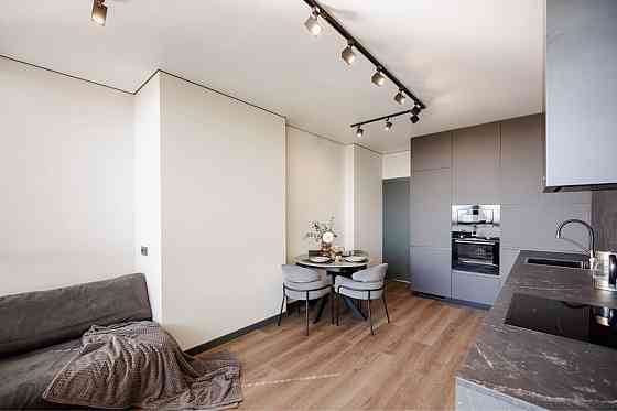 Продаж Квартира 3-кімнатна, 20/26 поверх на Каховская, 62а Київ