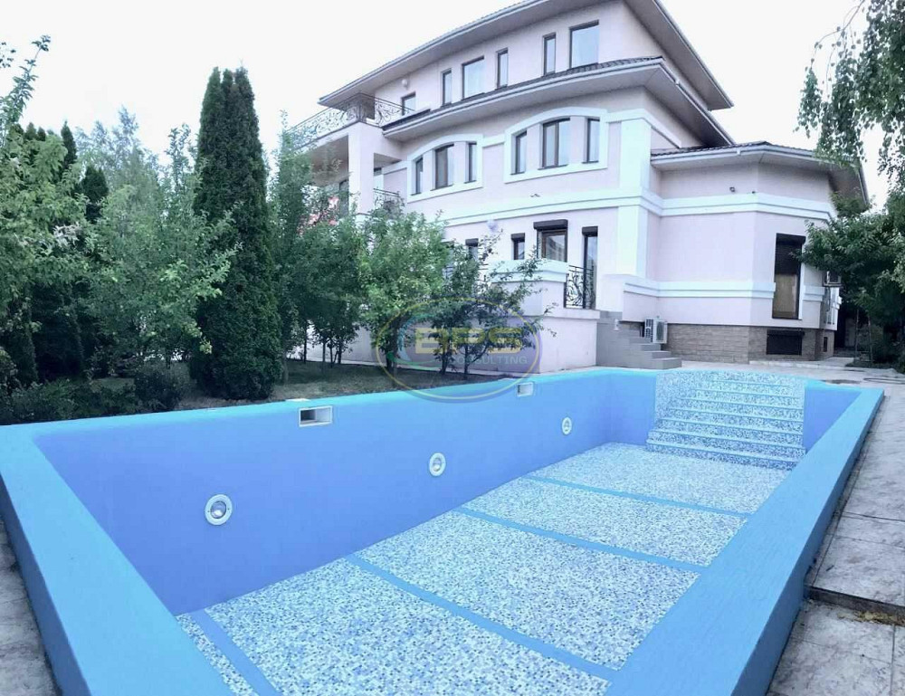 Продаж 3-поверховий Будинок з ділянкою 13 сот 680 кв.м 6 кімн.   - фото 1