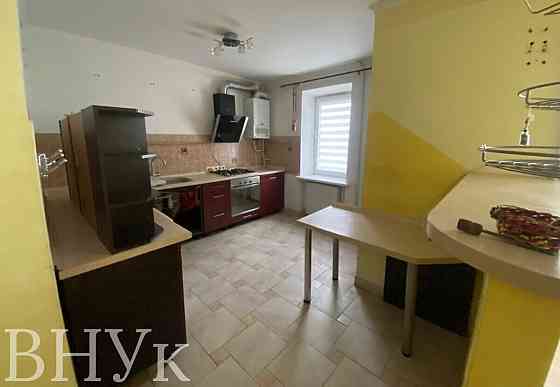 Продаж Квартира 4-кімнатна, 1/6 поверх на вул. Кутківці / Золотогірська Тернопіль