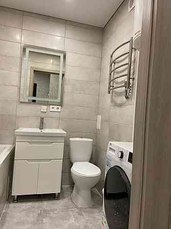 Продаж Квартира 1-кімнатна, 8/27 поверх на Лисогірська вул., д. 20 Київ