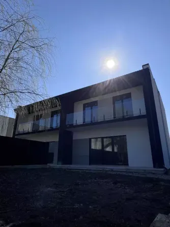 Продаж Будинок на вул. Липова Крихівці