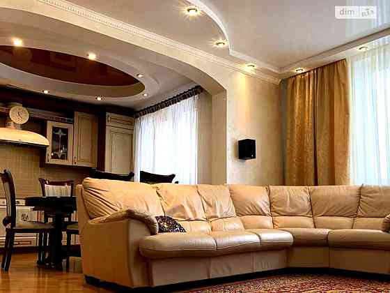 Оренда Квартира 4-кімнатна, 19/36 поверх на вул. Срібнокільська, 1 Киев