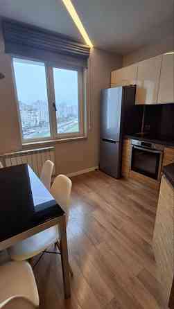 Продаж Квартира 2-кімнатна, 9/18 поверх на Драгоманова вул., д. 13/10 Киев