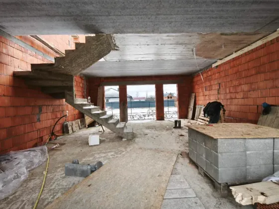 Продаж 2-поверховий Котедж з ділянкою 1.5 сот 110 кв.м 3 кімн. на Олени Пчілки Ужгород