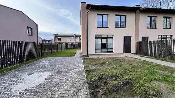 Продаж Будинок 2-кімнатний на вул. Вишнева Запитів