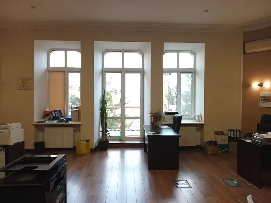 For sale Space In Residential Building area 325 sq.m floor 1 at Маразлиевская Odessa - photo 8