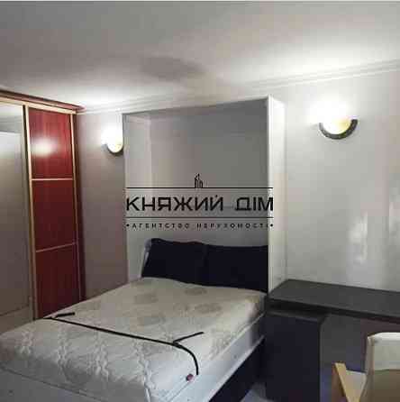 Оренда Квартира 1-кімнатна, 1/9 поверх на вул. Фрунзе ул./Кирилівська Kiev