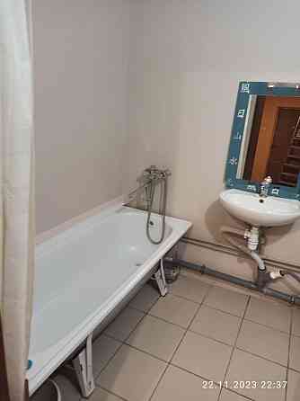 Оренда Квартира 1-кімнатна, 16/25 поверх на Русовой, 1 Kiev