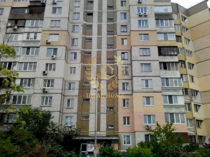 Продаж Квартира 3-кімнатна, 9/10 поверх на Милославская ул., 31 Киев - изображение 2