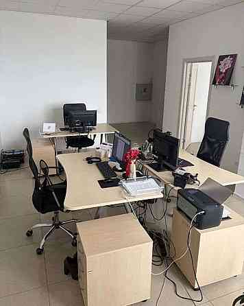 Оренда офісне приміщення на улица Трускавецкая, д.8 приміщень - 2, поверх - 20/24 Київ