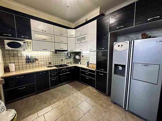 Продаж Квартира 5-кімнатна, 1/3 поверх на Араратская ул., 13 Дніпро