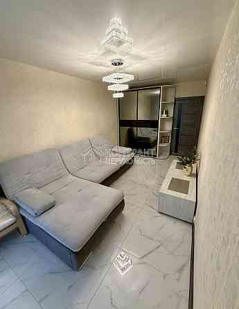 Продаж Квартира 3-кімнатна, 1/10 поверх на вул. Гвардійців Широнінців Харьков