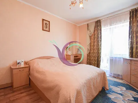 Аренда 2-этажный   240 кв.м 4 комн. на Курбаса вулиця  - изображение 2