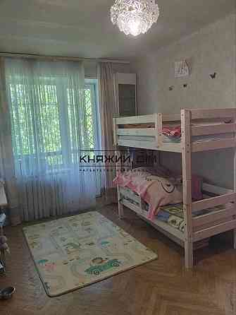 Продаж Квартира 2-кімнатна, 5/5 поверх на Белорусская ул. Киев