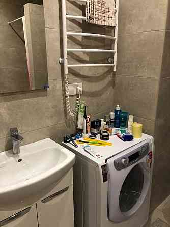 Оренда Квартира 1-кімнатна, 22/36 поверх на Харьковское шоссе, 19б Киев