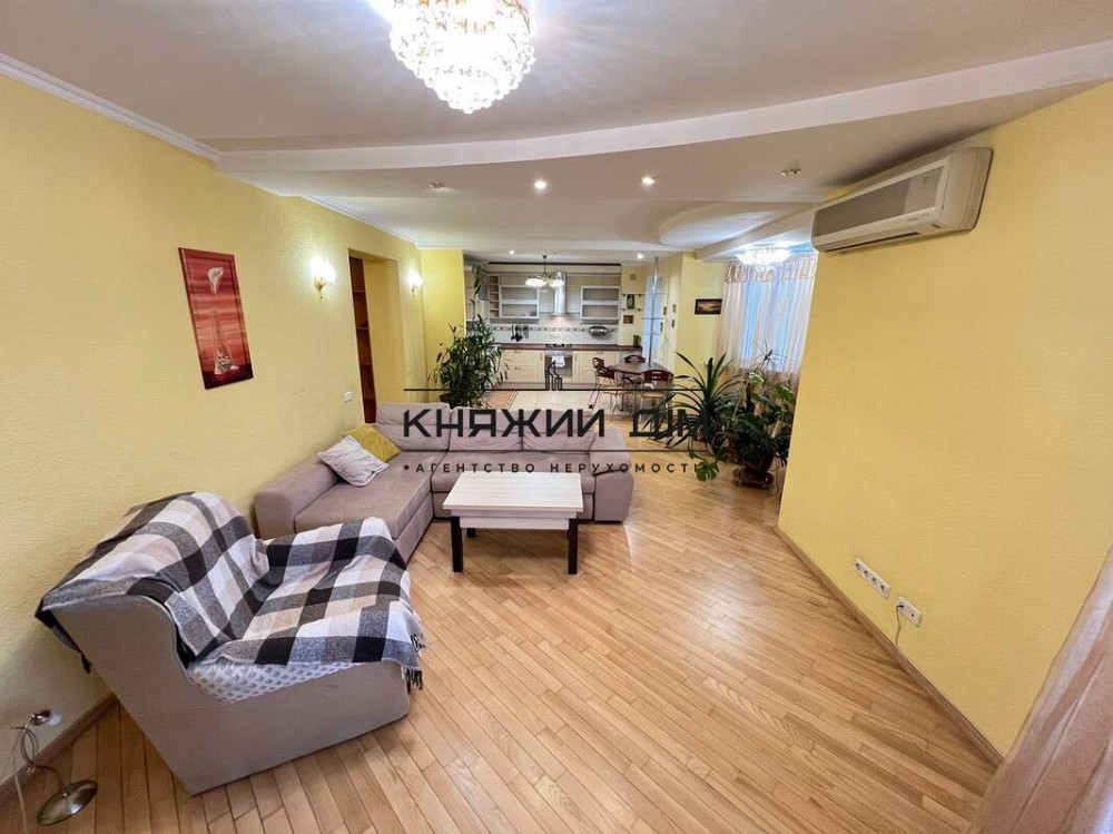 Оренда Квартира 3-кімнатна, 6/9 поверх на Введенская ул. Kiev - photo 1