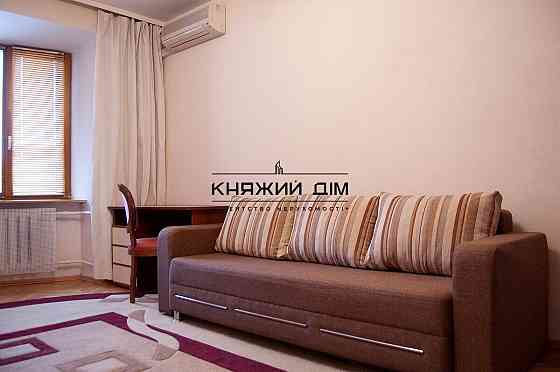 Оренда 4-х к.кв. по вул. Хрещатик, метро Майдан Незалежності , в Печерському р-ні. Код об'єкту №: 1146969 Kiev