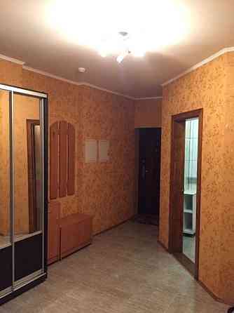 Оренда Квартира 2-кімнатна, 8/30 поверх на Дніпровська набережна, 1 Київ