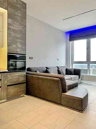 Продаж Квартира 2-кімнатна, 15/17 поверх на Лейпцизька вул., д. 13а Kiev