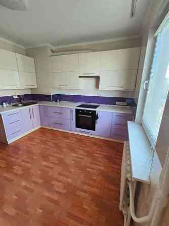 Оренда Квартира 2-кімнатна, 15/25 поверх на ул. Урловская, 38 Kiev