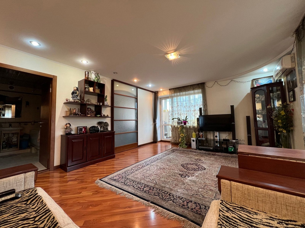 Продаж Квартира 3-кімнатна, 2/3 поверх на Майская ул., 4 Дніпро - фото 9