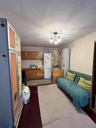 Продаж кімнати з ремонтом в гуртожитку біля ТРЦ «Lavina Mall» Київ