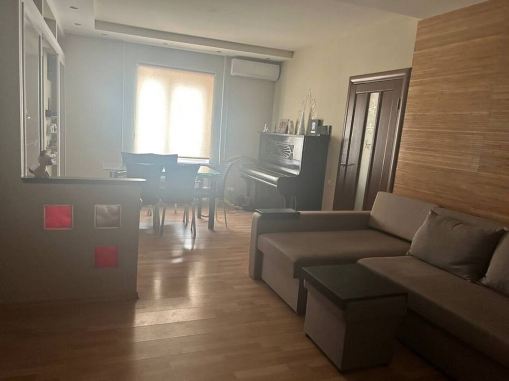 Продаж Квартира 2-кімнатна, 10/14 поверх на Вишняківська, 6а Киев - изображение 2