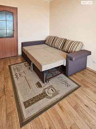 Оренда Квартира 1-кімнатна, 8/25 поверх на Дніпровська набережна, 26А Киев