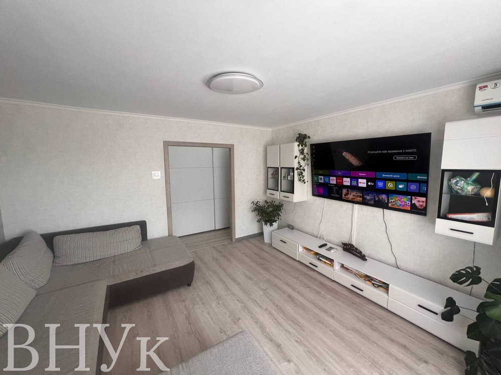 Продаж Квартира 4-кімнатна, 6/9 поверх на вул. Мазепи L'viv - photo 1