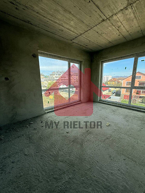 Сучасна квартира у розвиненому передмісті Ужгорода. Mynai - photo 9