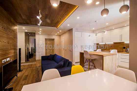 Продаж Будинок 3-кімнатний на Петрицького Анатолія вул., 13 Київ