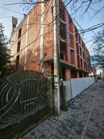 For sale 1-room Apartment 42 sq.m Собранецька 115А Uzhhorod