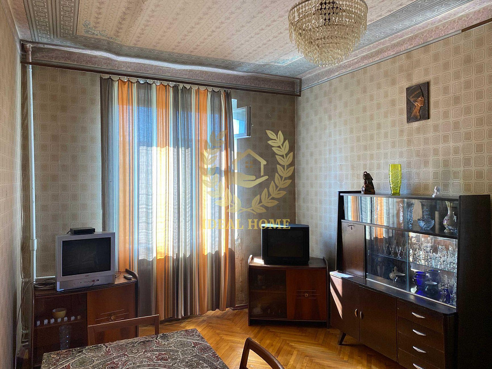 Продаж Квартира 3-кімнатна, 5/5 поверх на Ивана Светличного ул., 4А Київ - фото 1