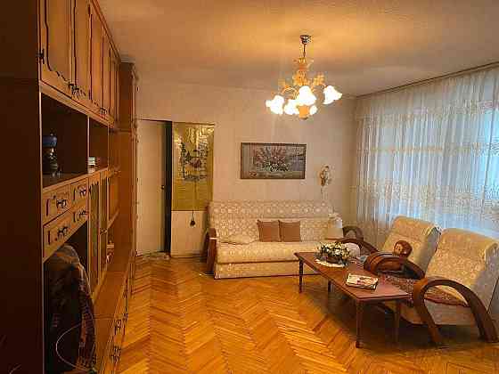 Продаж Квартира 2-кімнатна, 3/9 поверх на Михайла Омеляновича-Павленка вул., д. 18/20 Киев