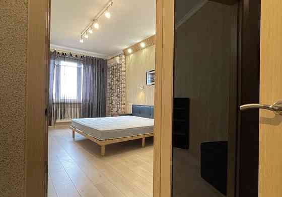 Оренда Квартира 1-кімнатна, 19/24 поверх на улица Поправки Юрия (Лебедева Николая), д.4/39 Київ