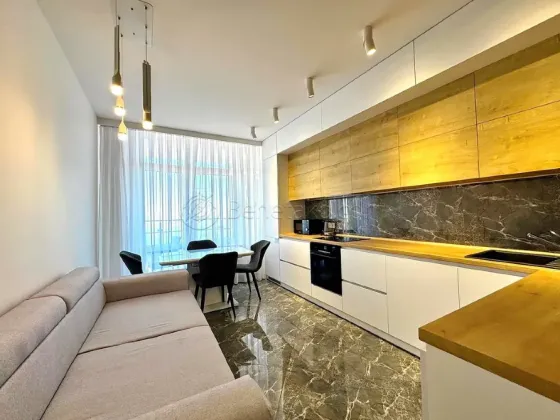 Оренда 3к Квартира 90 кв.м Аркадия, л. Валерия Самофалова, 16А/5 Одеса