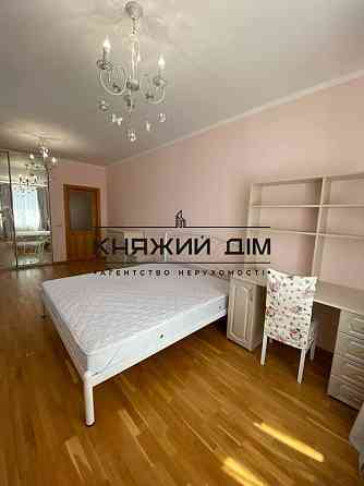 Оренда Квартира 3-кімнатна, 6/24 поверх на Академика Глушкова просп. Київ