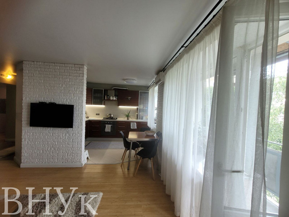 Продаж Квартира 4-кімнатна, 5/5 поверх на Відродження Luts'k - photo 15