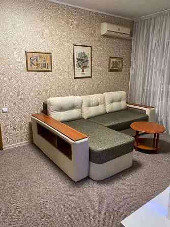 Оренда Квартира 2-кімнатна, 4/5 поверх на пр. Валерия Лобановського, 35 Kiev