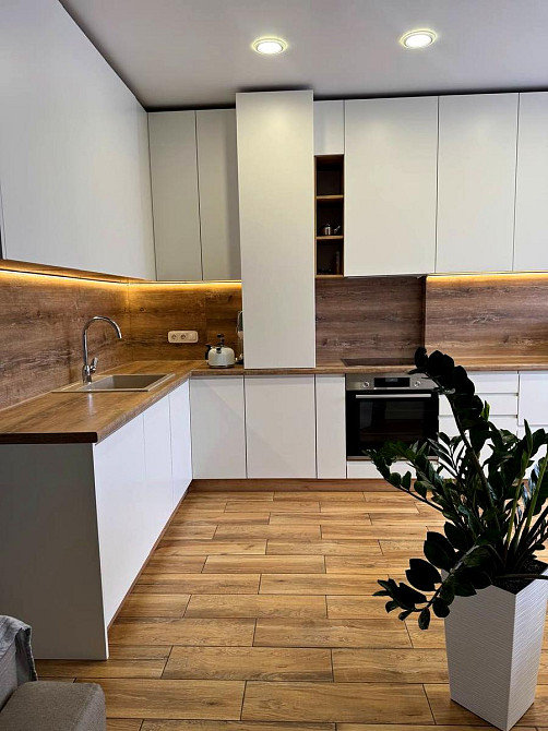 Продаж Квартира 2-кімнатна, 21/23 поверх на Генерала Шаповала вул., д. 20 Київ - фото 2