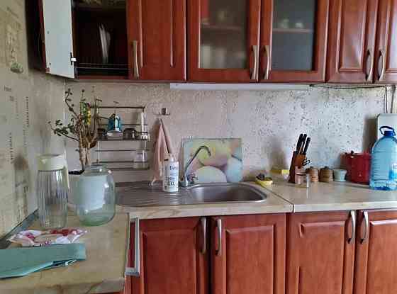 Оренда Квартира 1-кімнатна, 9/9 поверх на Симиренка, 12 а Київ