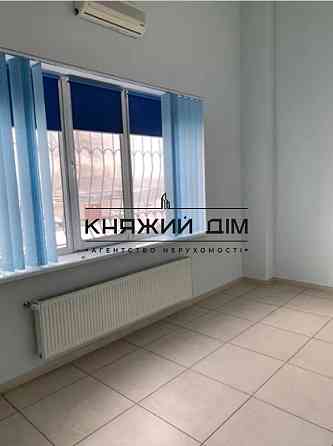 Оренда офісне приміщення на Луговая ул. поверх - 2/2 Київ