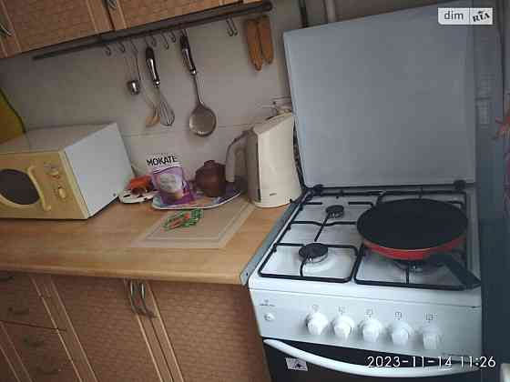 Оренда Квартира 1-кімнатна, 4/9 поверх на Харьковское шоссе, 170 а Киев